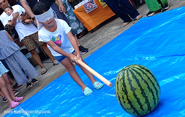 巨大なスイカ割り