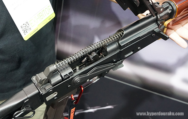 ヒンジオープン