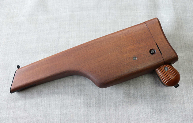 本体を収納可能